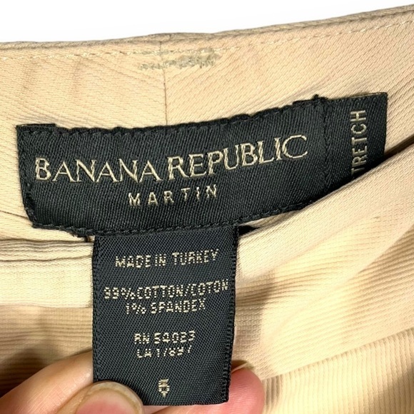 Banana Republic Martin Mid Rise Micro Corduroy Pants, Warm Khaki, Size 6 - Picture 4 of 8